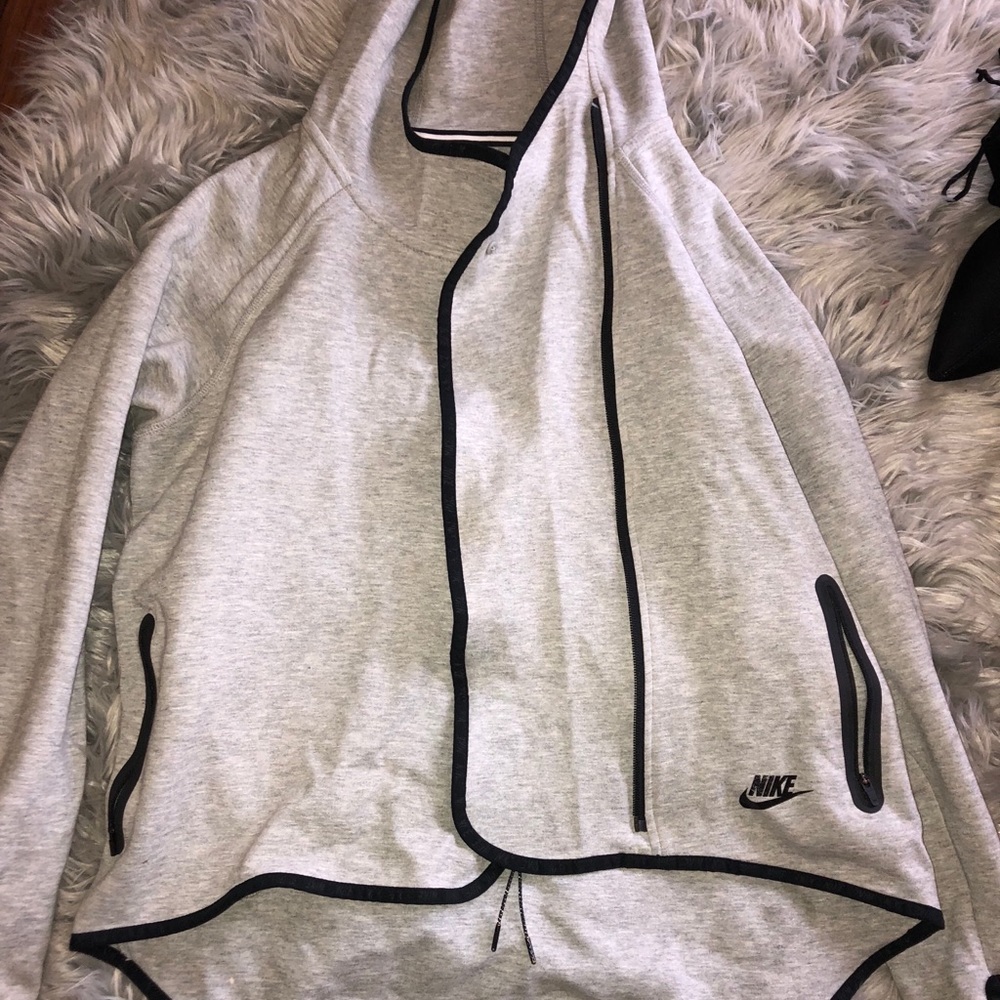 Women’s Nike Tech Fleece Hoodie with Cape